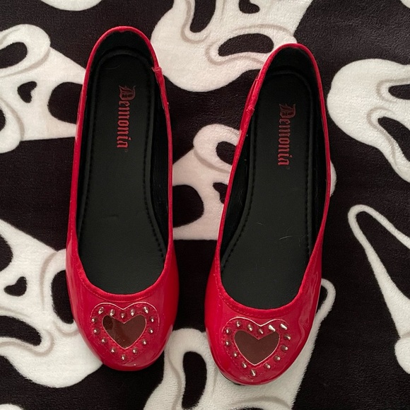 Demonia Shoes - DEMONIA Star 24 flats! ~ red vegan leather ♥️